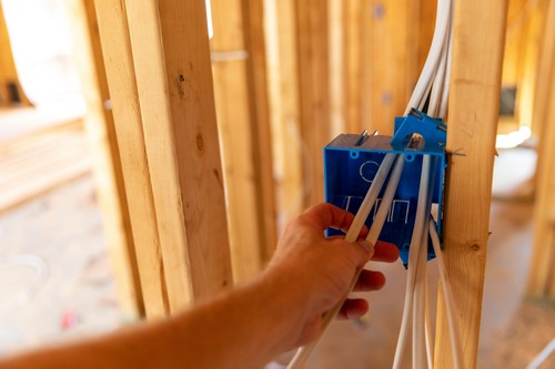 Local Kirkland electrical contractor in WA near 98033