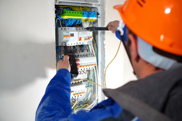 Maple Valley electrical panels wiring services in WA near 98038