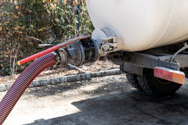 Local Lynnwood septic line repair in WA near 98036